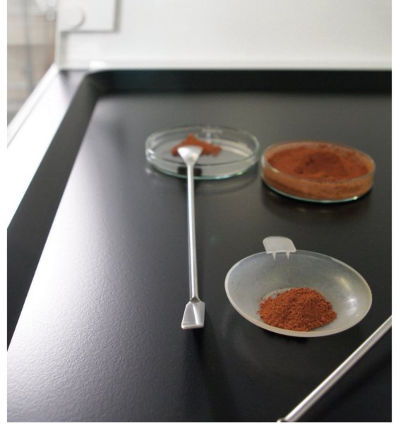 Plan de travail en Trespa Top Lab + avec usinage pour bénitier pour Hotte CAPTAIR Flex M 391 - Erlab