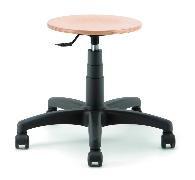 Tabouret en bois avec roulettes pivotantes libres