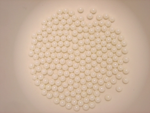 22.455.0009 - Bille de broyage pour tubes à réactions - oxyde de zirconium - Ø 5 mm - Retsch